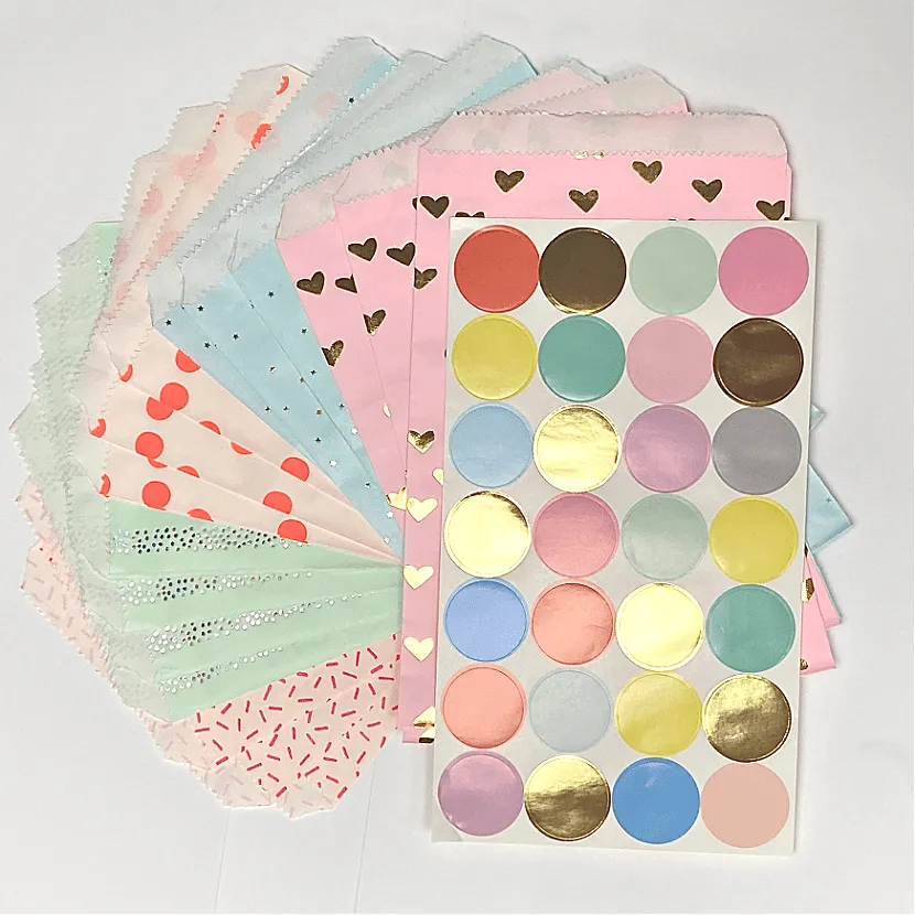 Paper Bags and Stickers Mix (20 Pack)